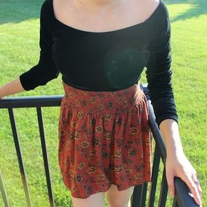 Black velvet off the shoulder long sleeve top